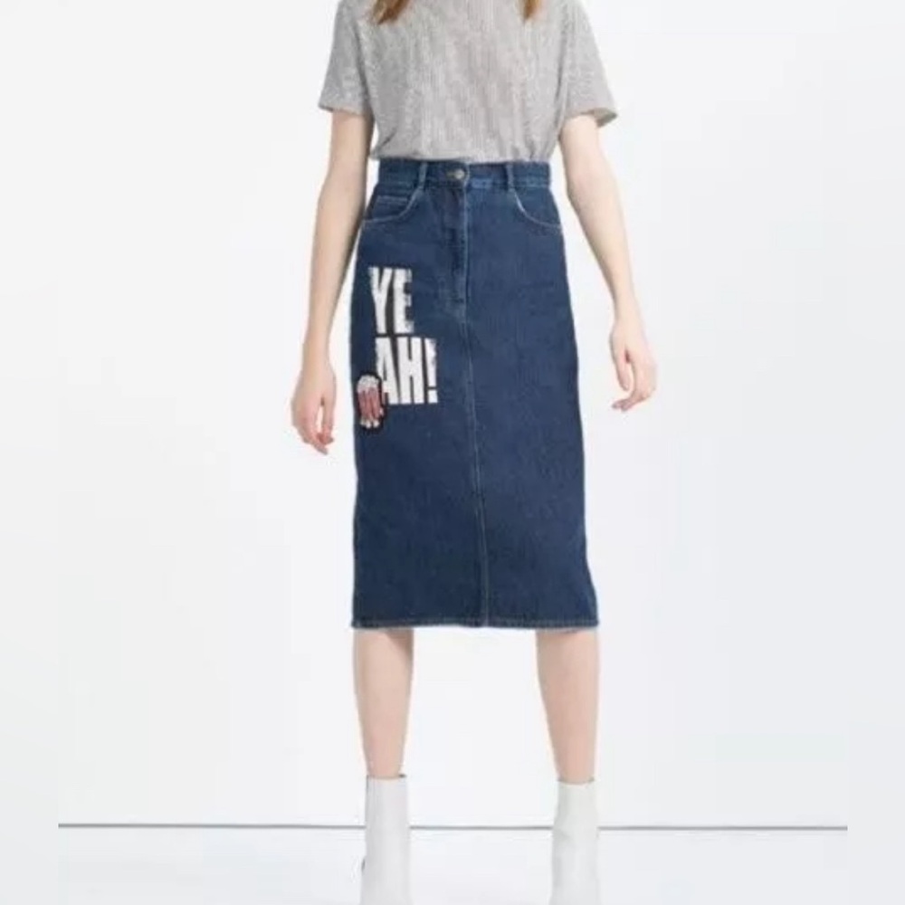 Zara Trafaluc midi Jean Skirt Denim | Size M